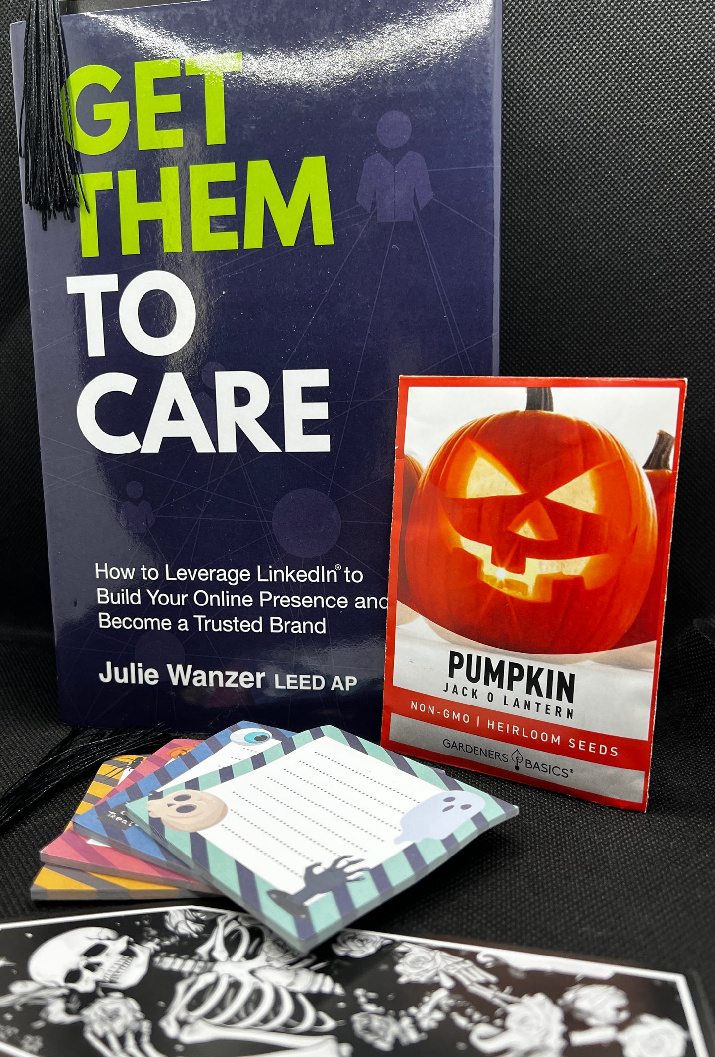 Bonus Halloween Kit Hardback Version